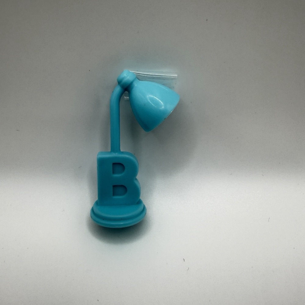 Replacement Blue  "B" desk lamp for the 2021 Mattel Barbie Playset - Picture 5 of 9